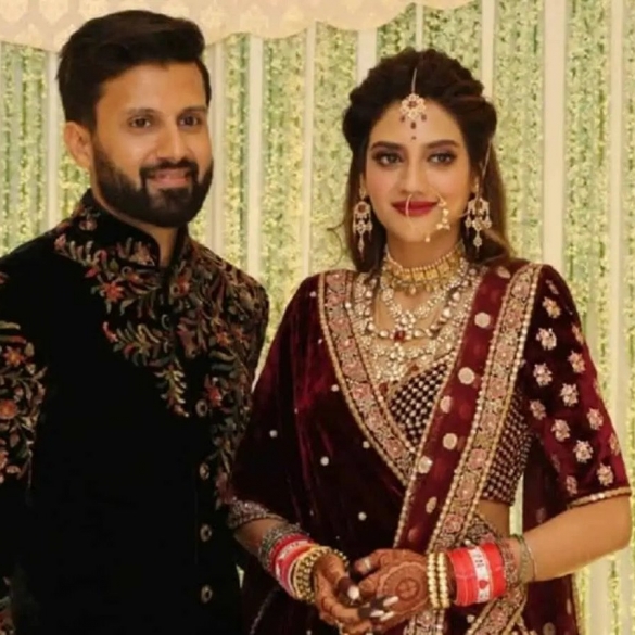 Nusrat Jahan & Nikhil Jain